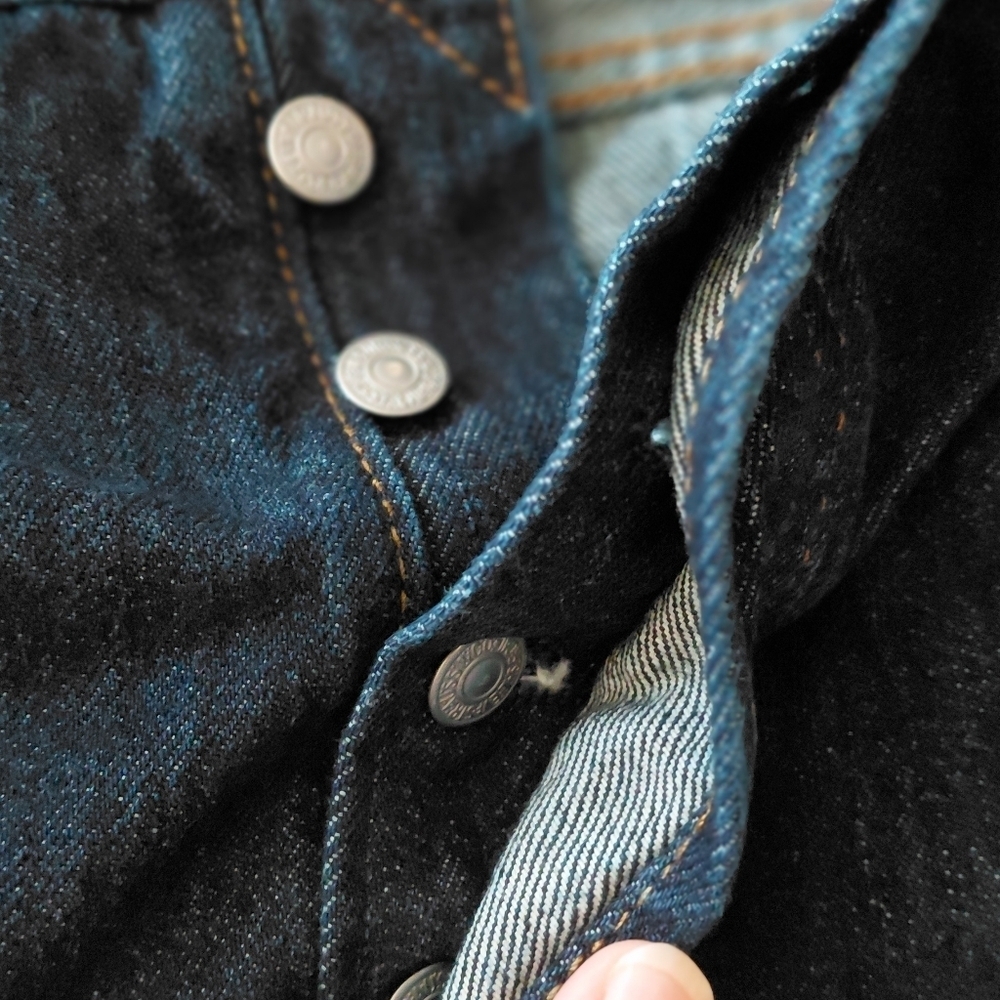 Dark Levi 501 Blue Jeans - Picture 4 of 10
